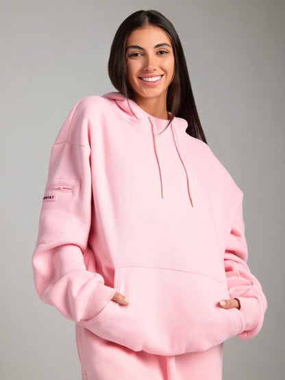 Rese-hoodie i flygplansläge