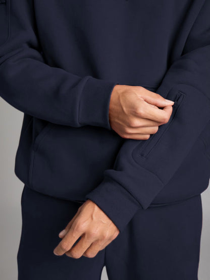Rese-hoodie i flygplansläge