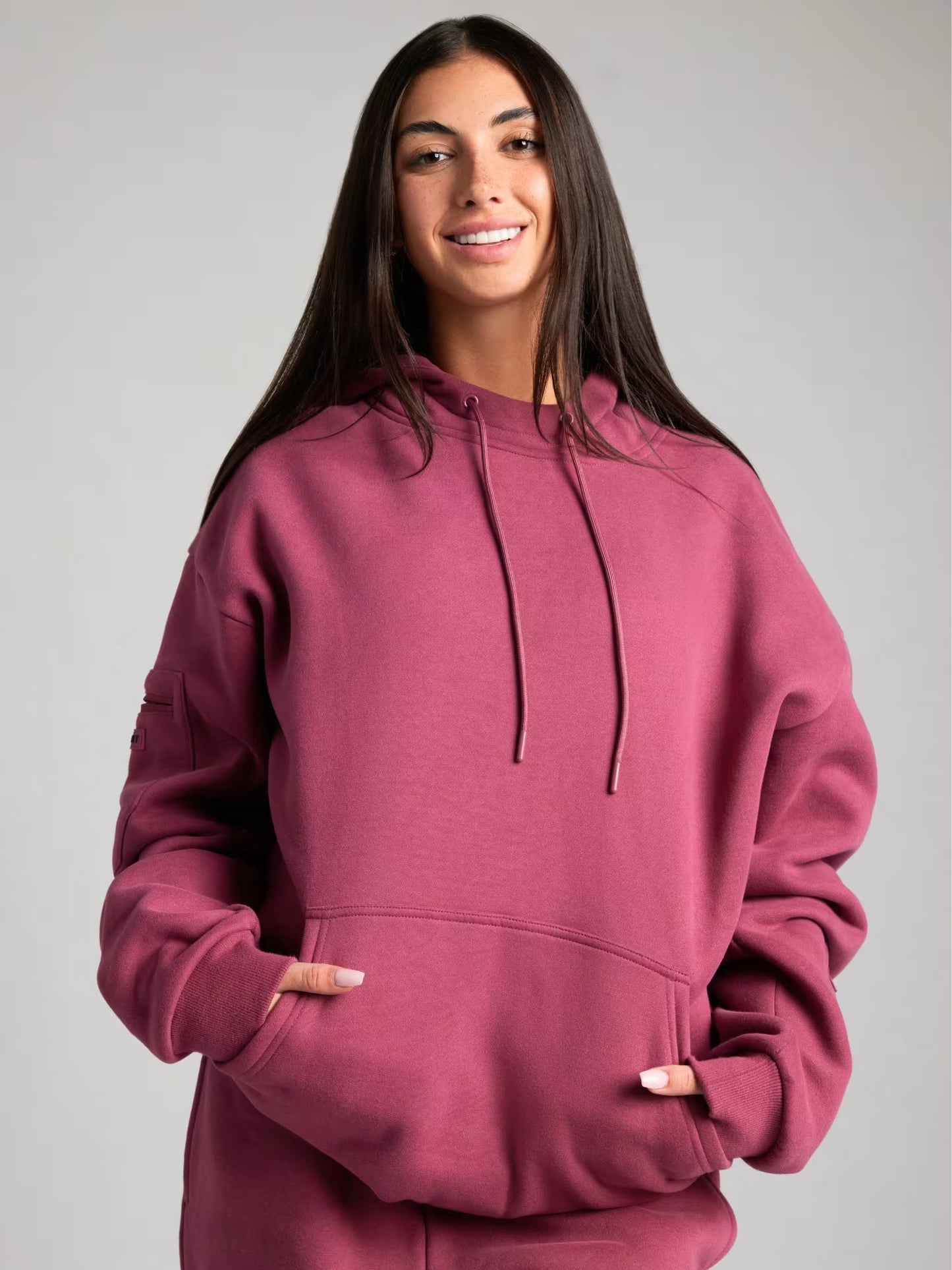 Rese-hoodie i flygplansläge