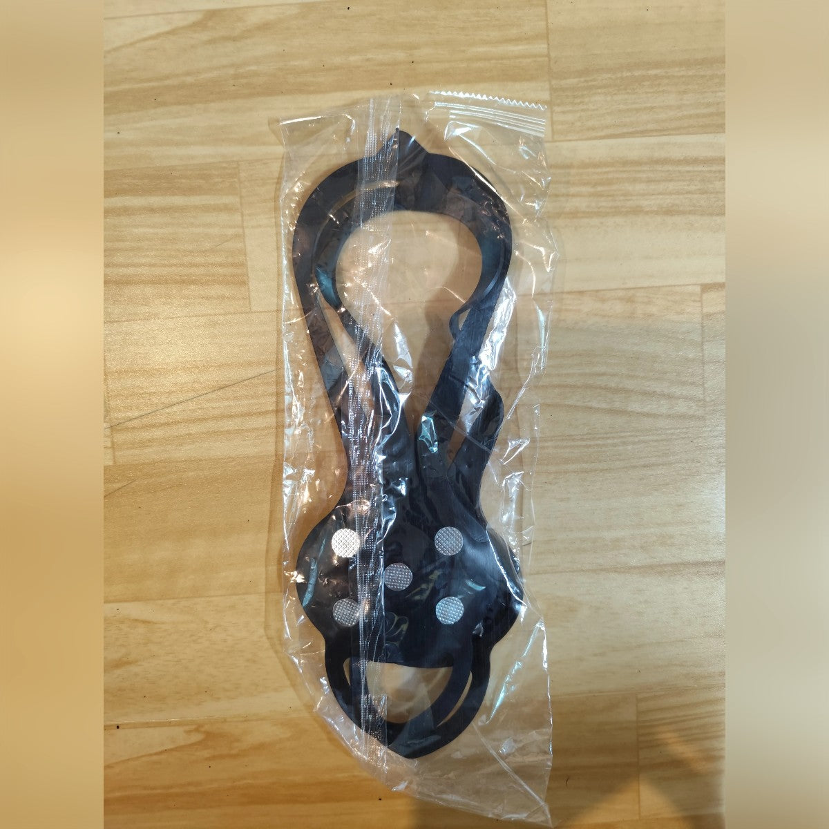 Köparens foto: en brodd i sin plastförpackning